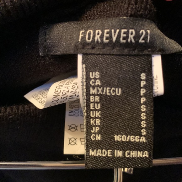 Forever 21 Black Pencil Skirt - Picture 3 of 3